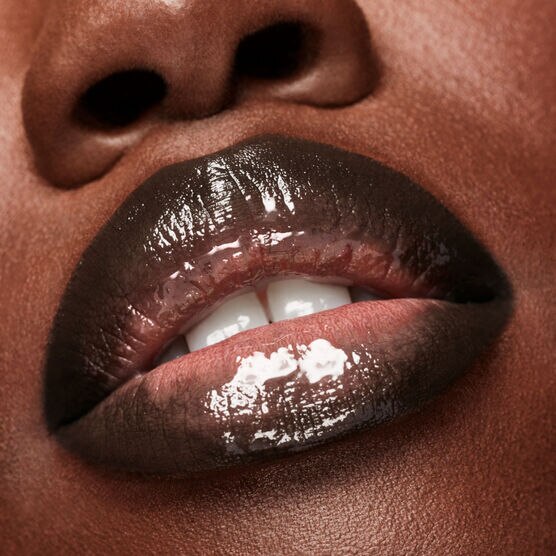 TRACE'D OUT L�PIS LABIAL COAL BLOODED